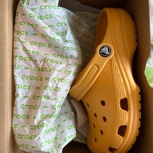 Adult Classic Crocs - Orange Sorbet